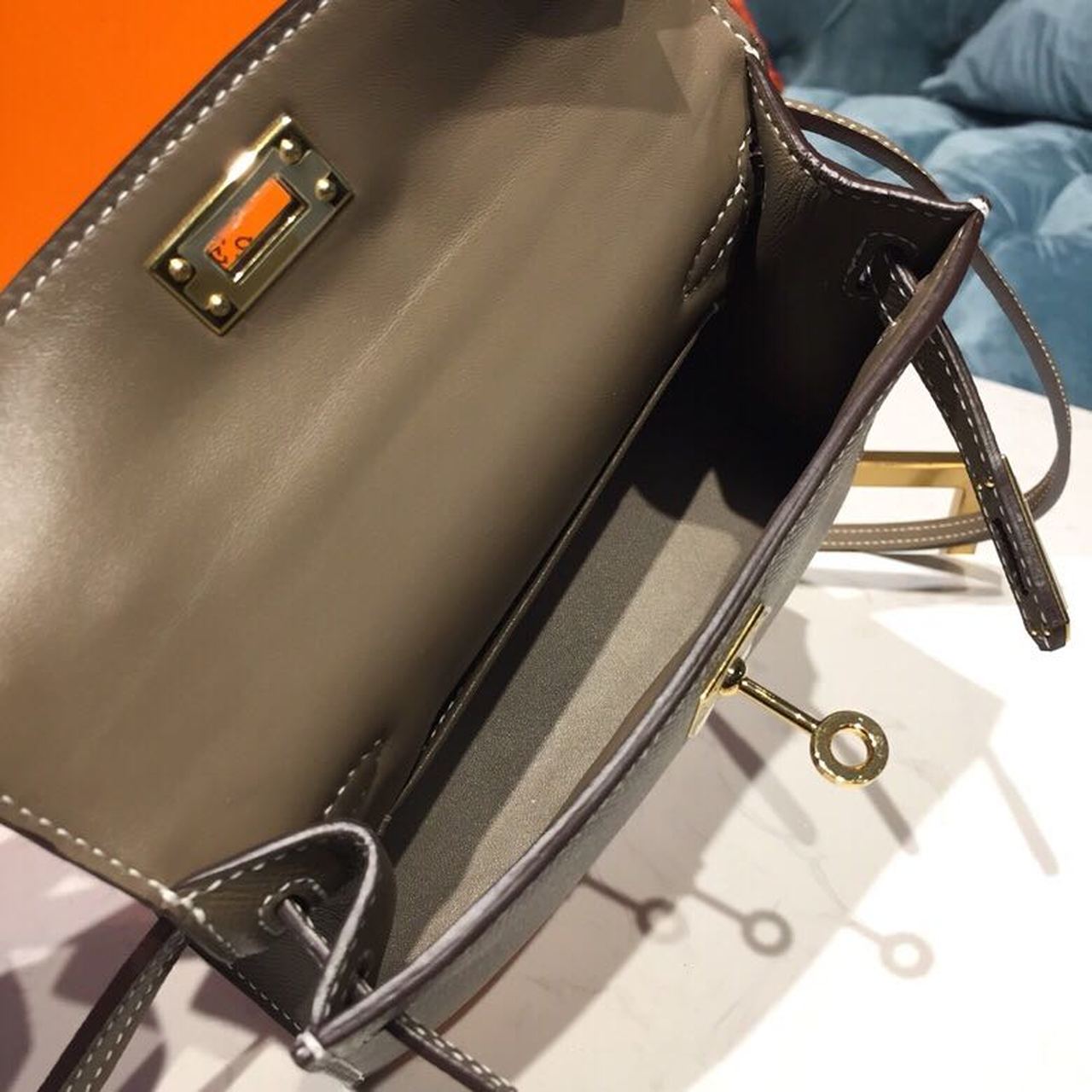 Hermes Mini Kelly 20cm Epsom Bag Handstitched Gold Hardware, Etoupe Grey
