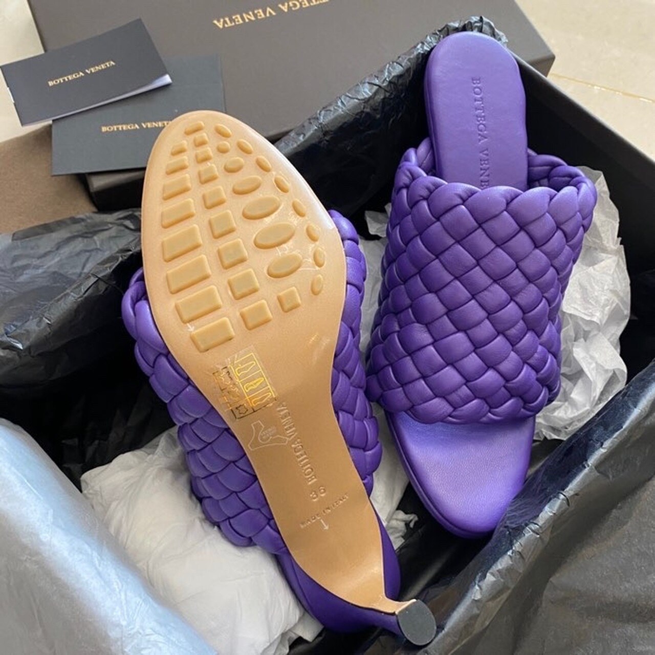 Bottega Veneta Curve Mules 9.5cm Heel Lambskin Leather Spring/Summer 2020 Collection, Purple