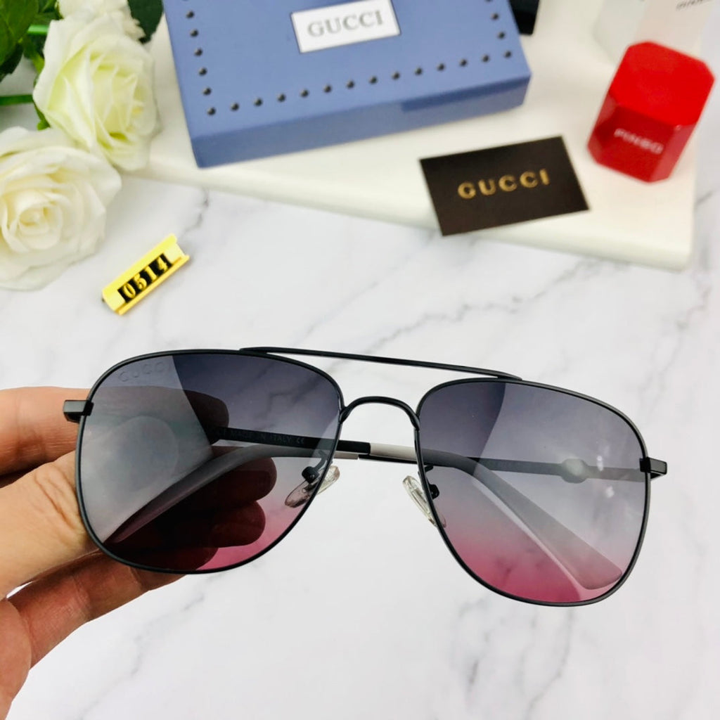 Gucci Oversize Oval-Frame Sunglasses
