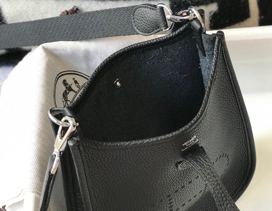 Hermes Handle Bag 17cm Black