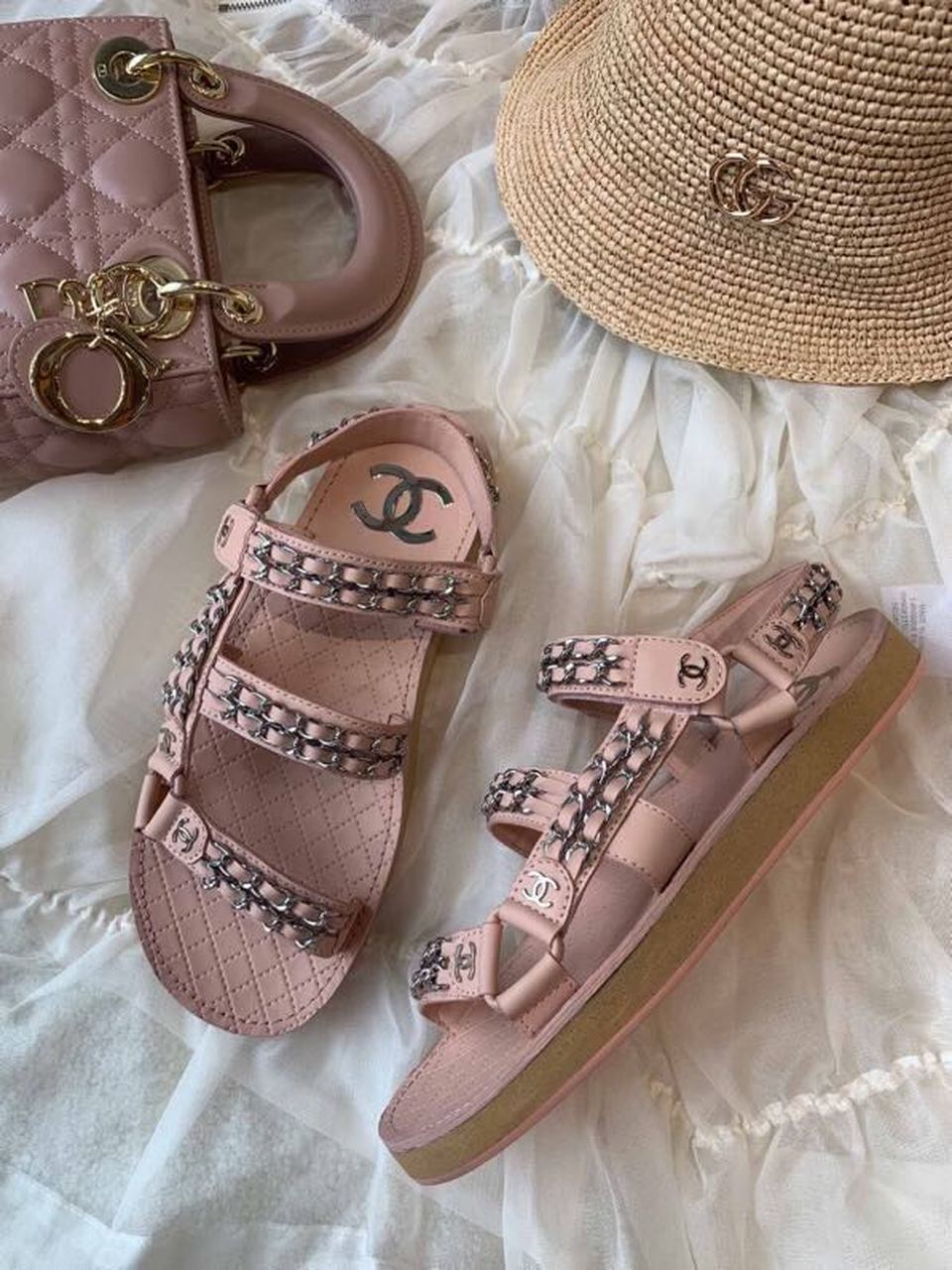 Chanel Chain Embroidered Sandals Lambskin Leather Spring/Summer Collection Pink