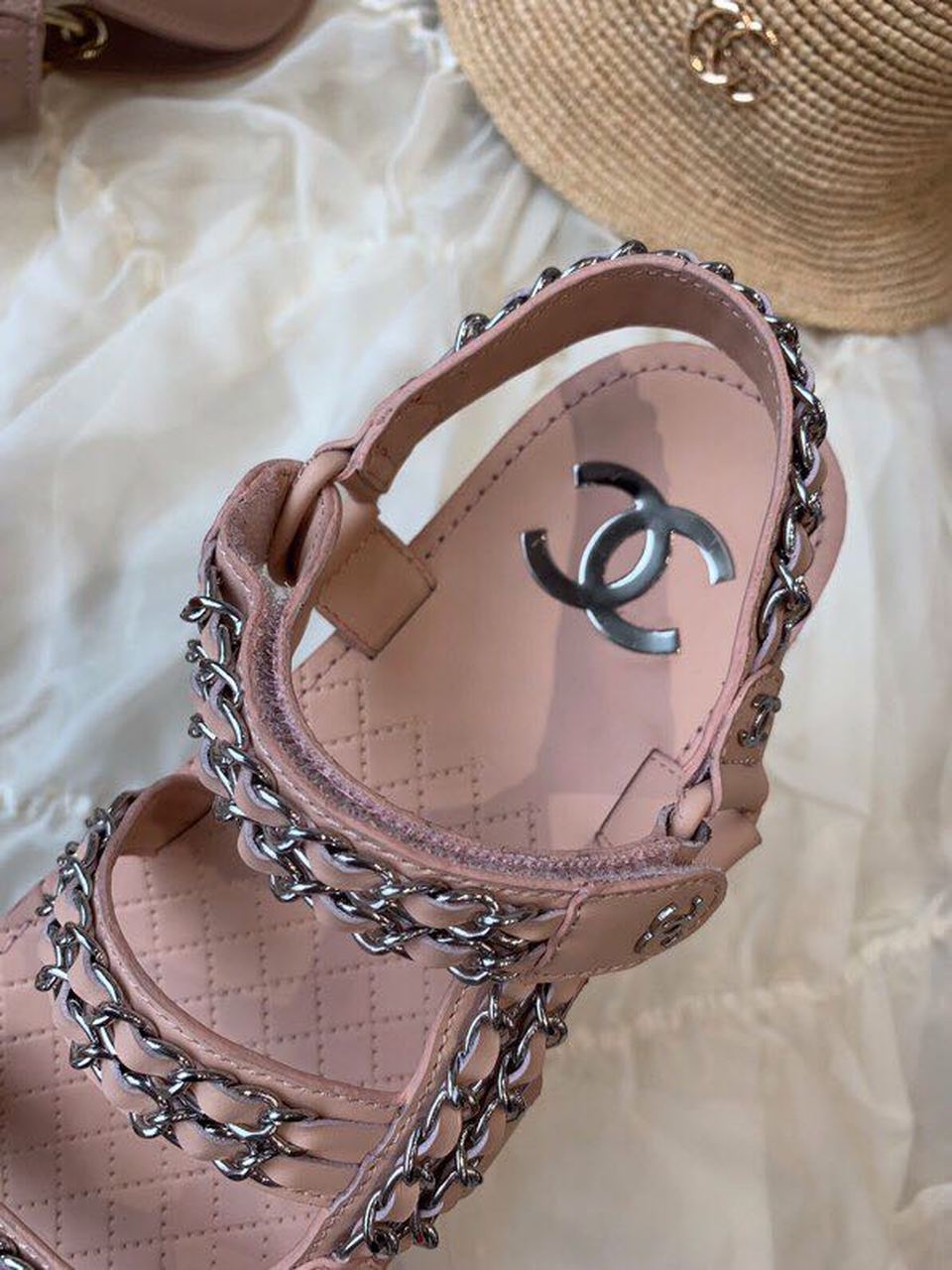 Chanel Chain Embroidered Sandals Lambskin Leather Spring/Summer Collection Pink