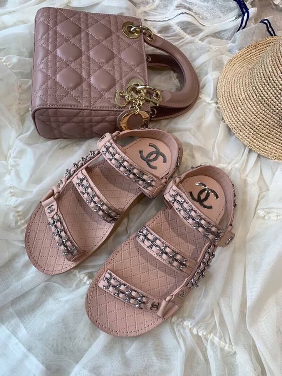 Chanel Chain Embroidered Sandals Lambskin Leather Spring/Summer Collection Pink