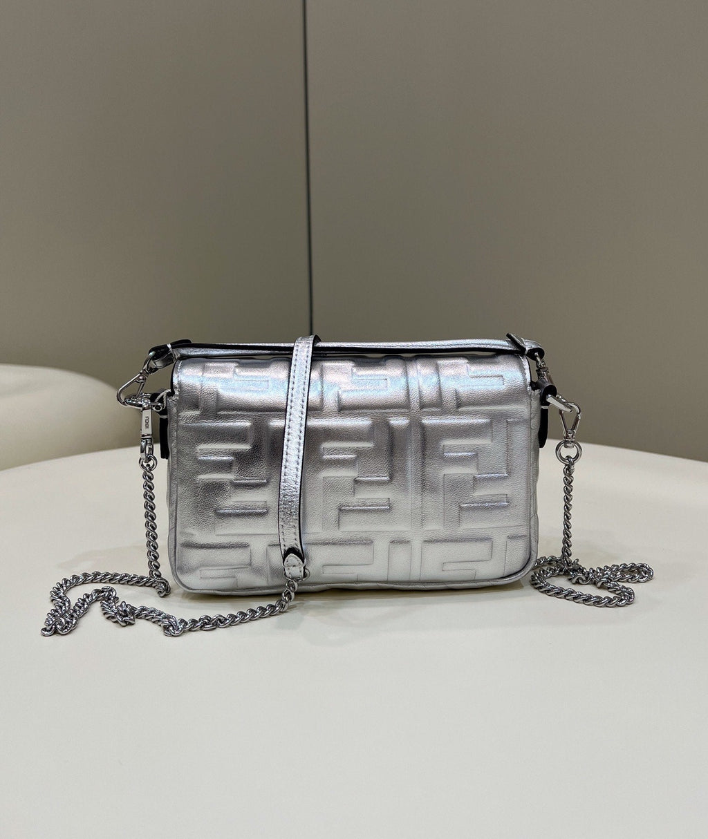 Fendi Baguette Bag 19cm Silver