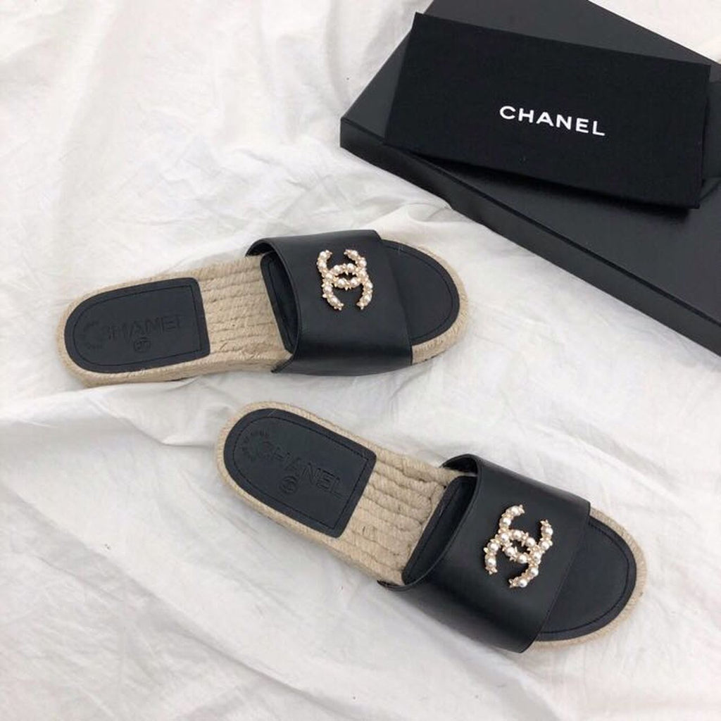 Chanel CC Jewel Logo Espadrille Mules Lambskin Leather Spring/Summer Collection Black