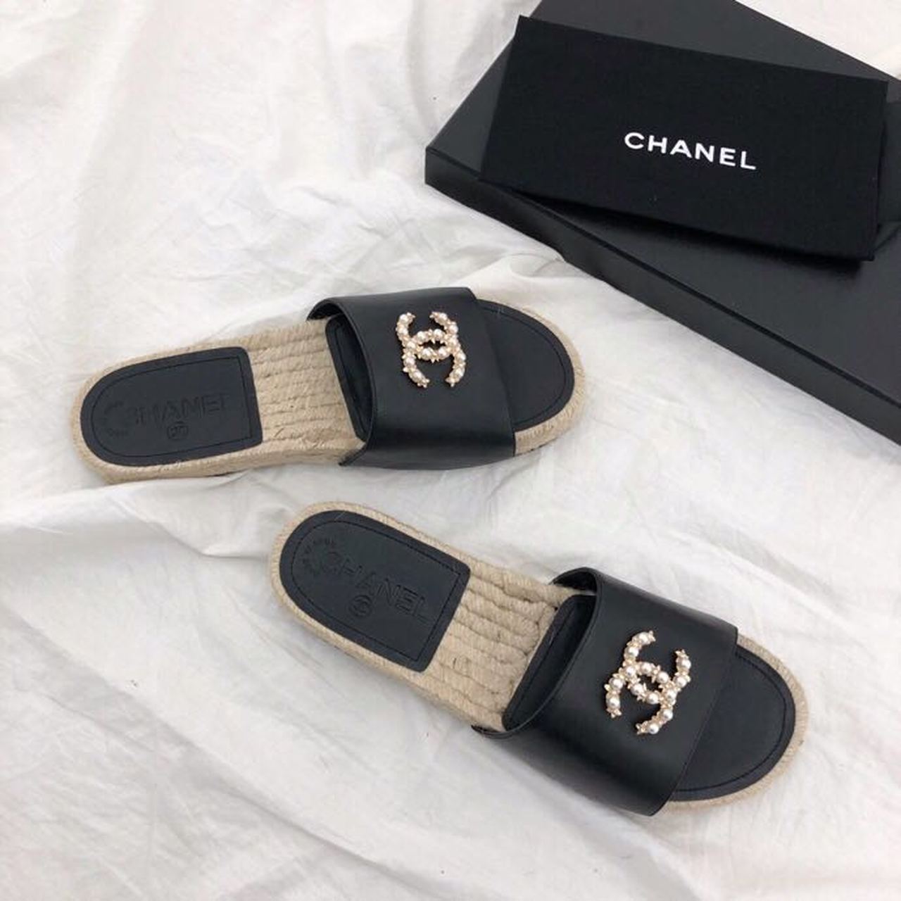 Chanel CC Jewel Logo Espadrille Mules Lambskin Leather Spring/Summer Collection Black