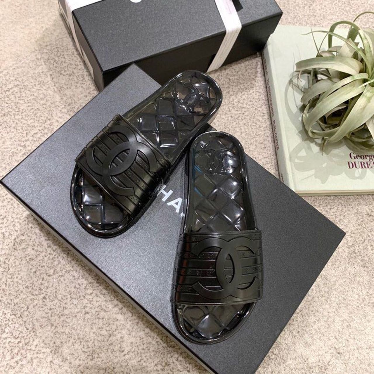 Chanel Glossy Transparent CC Logo PVC Pool Mules/Slides Spring/Summer Collection Black