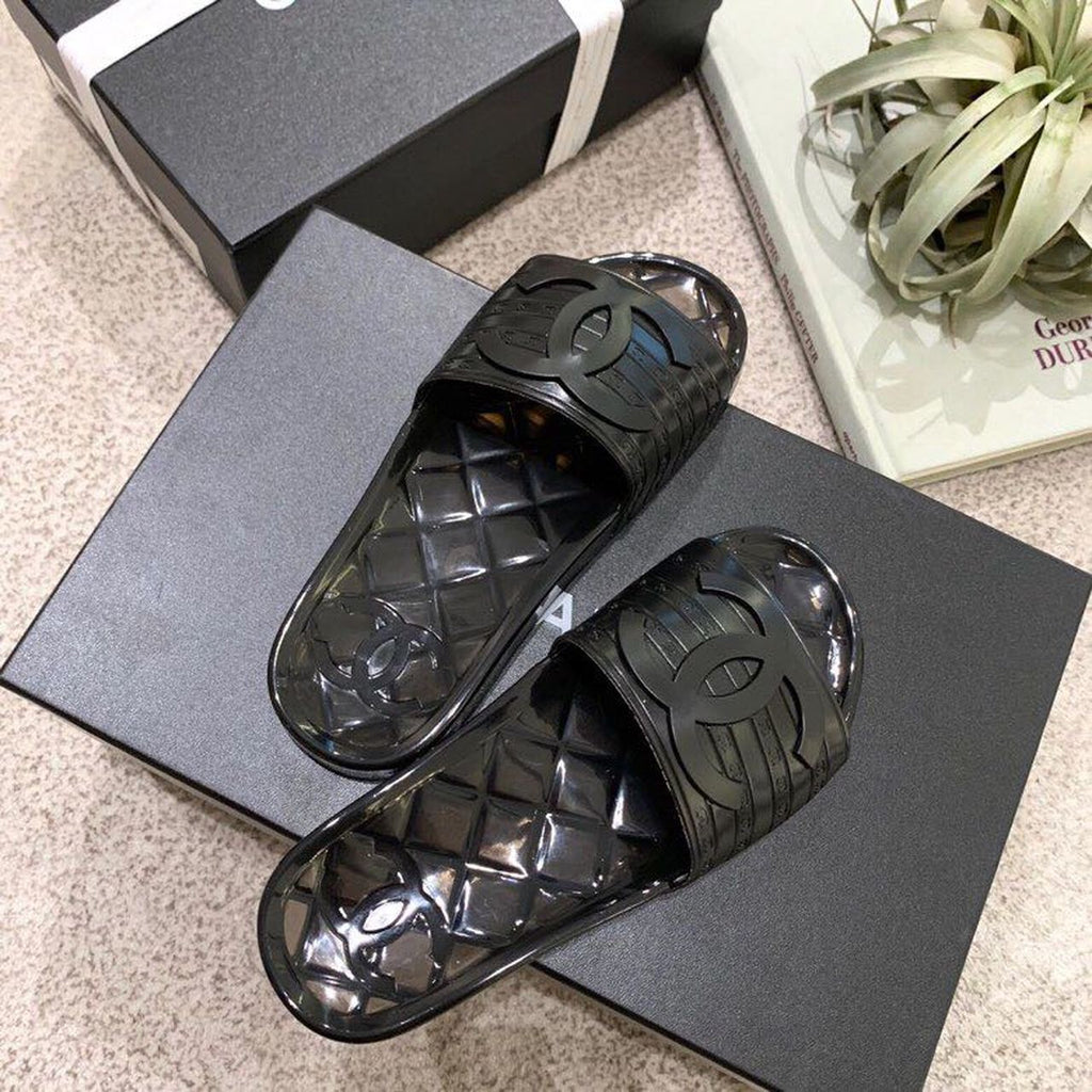 Chanel Glossy Transparent CC Logo PVC Pool Mules/Slides Spring/Summer Collection Black