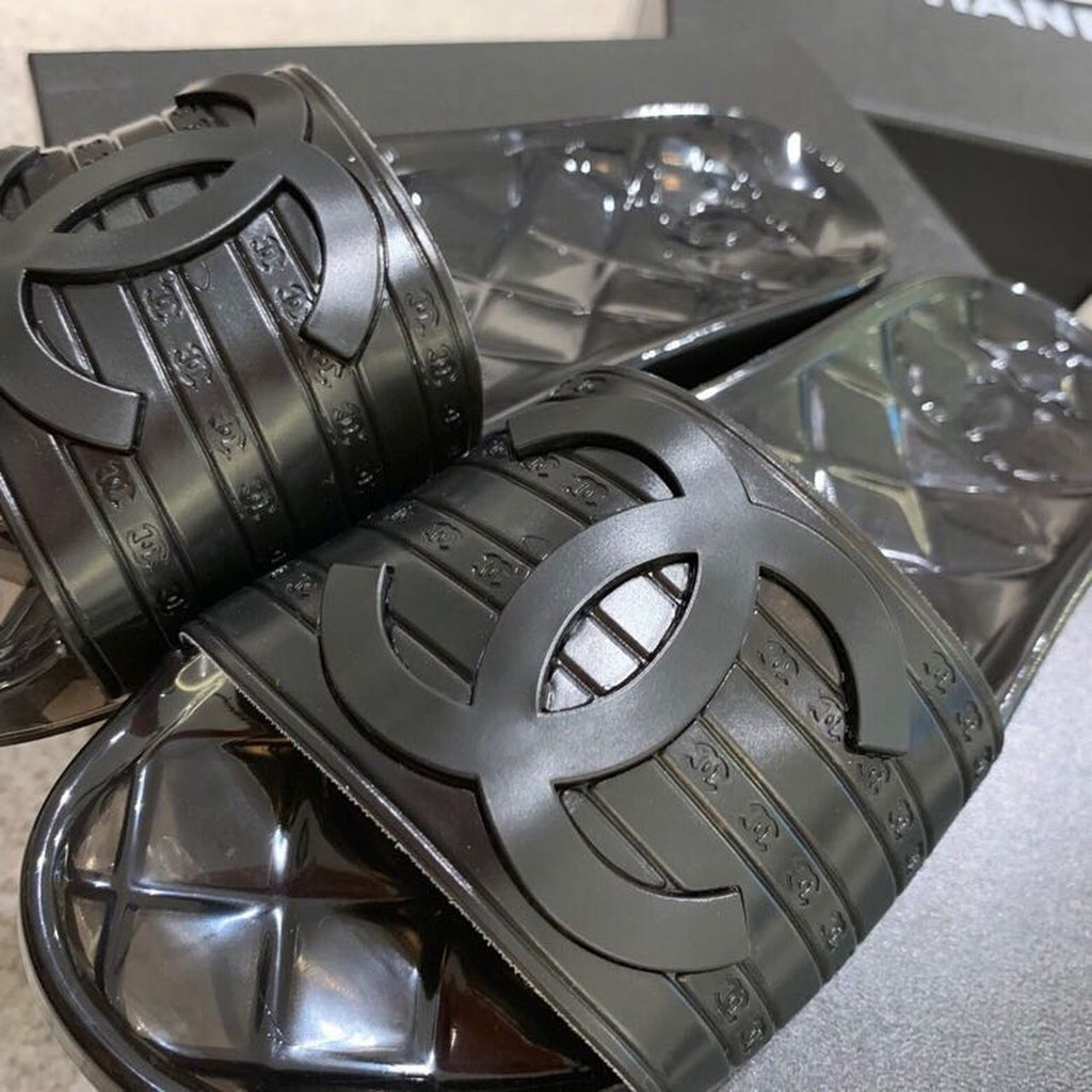 Chanel Glossy Transparent CC Logo PVC Pool Mules/Slides Spring/Summer Collection Black