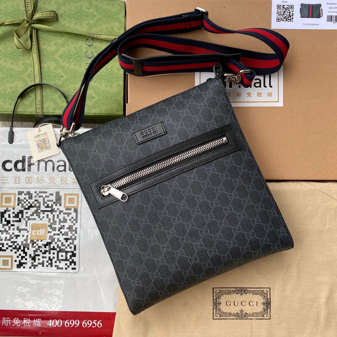 Gucci GG Black Messenger 29cm Black