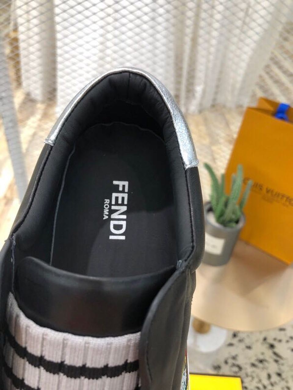Fendi Rockoko Flower Embroidery Slip-On Sneakers Calfskin Leather Spring/Summer 2019 Collection, Black