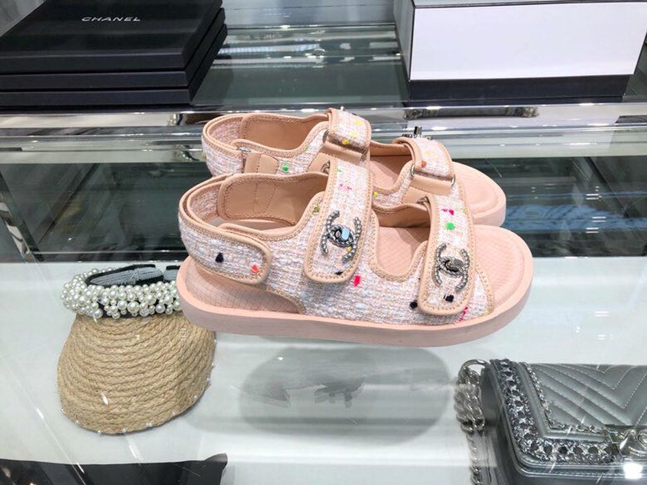 Chanel Tweed/Lambskin Rubber Sandals Calfskin Leather Spring/Summer Collection Pink