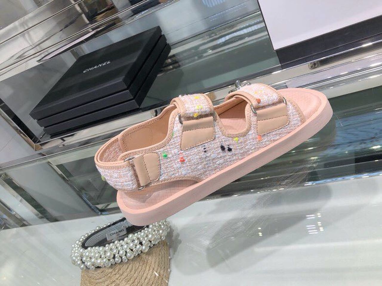 Chanel Tweed/Lambskin Rubber Sandals Calfskin Leather Spring/Summer Collection Pink