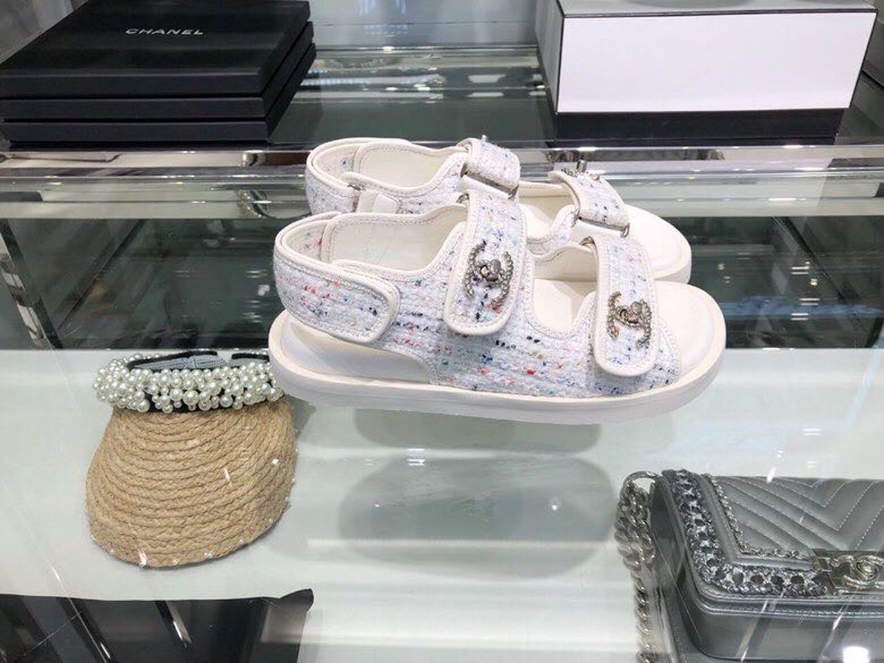 Chanel Tweed/Lambskin Rubber Sandals Calfskin Leather Spring/Summer Collection White