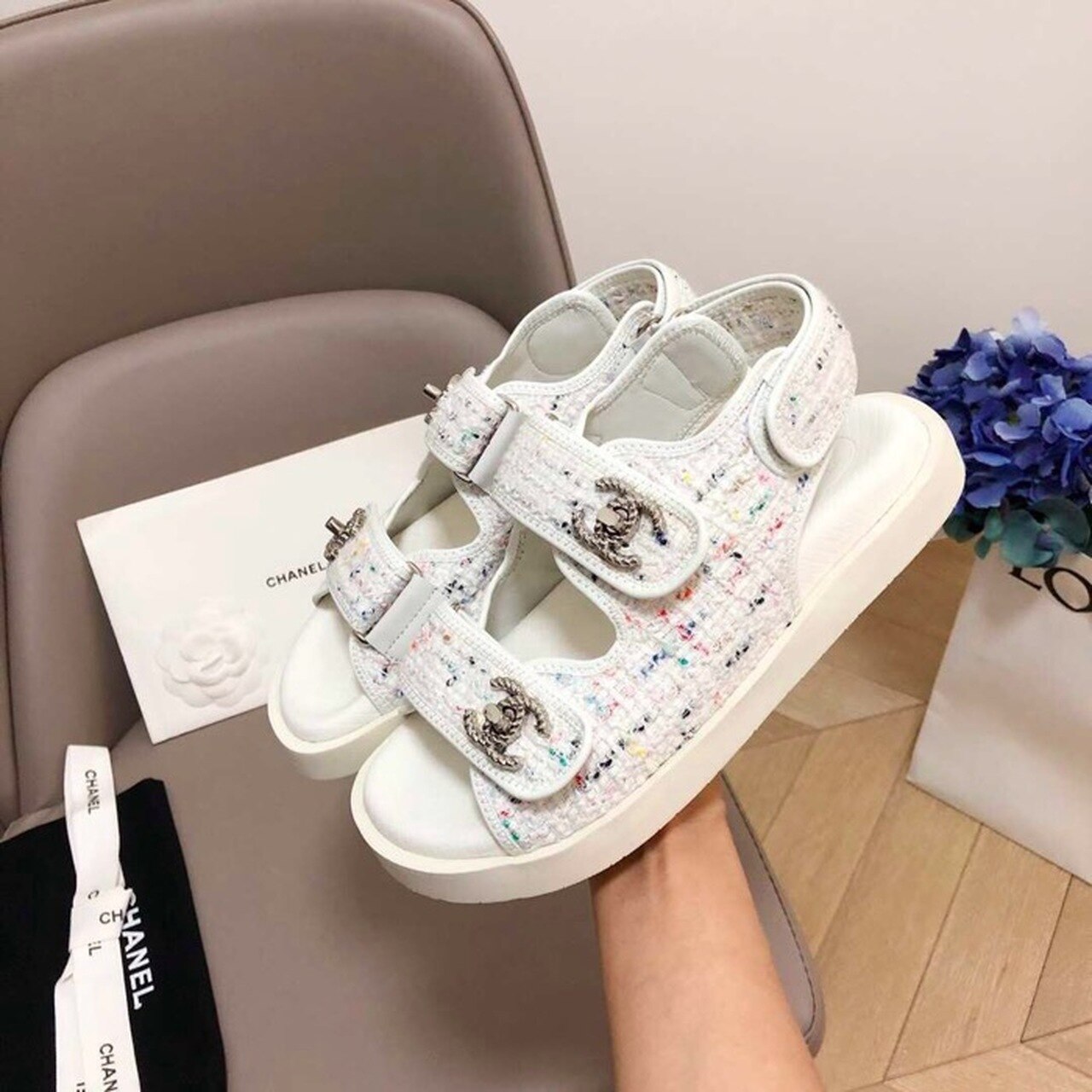 Chanel Rubber Sandals Tweed/Lambskin Leather Spring/Summer Collection White
