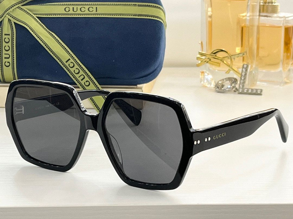 Gucci Square Frame Sunglasses