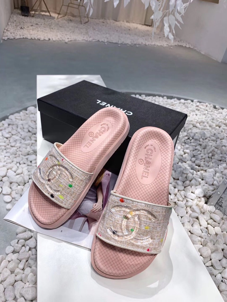Chanel Pool Slide Sandals Rubber/Tweed Spring/Summer Collection Pink