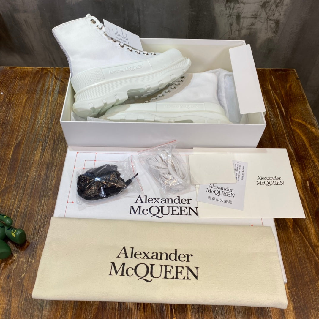 Alexander McQueen Tread Slick Boot