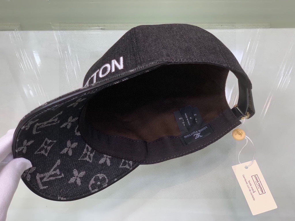 Louis Vuitton Get Ready Cap Black
