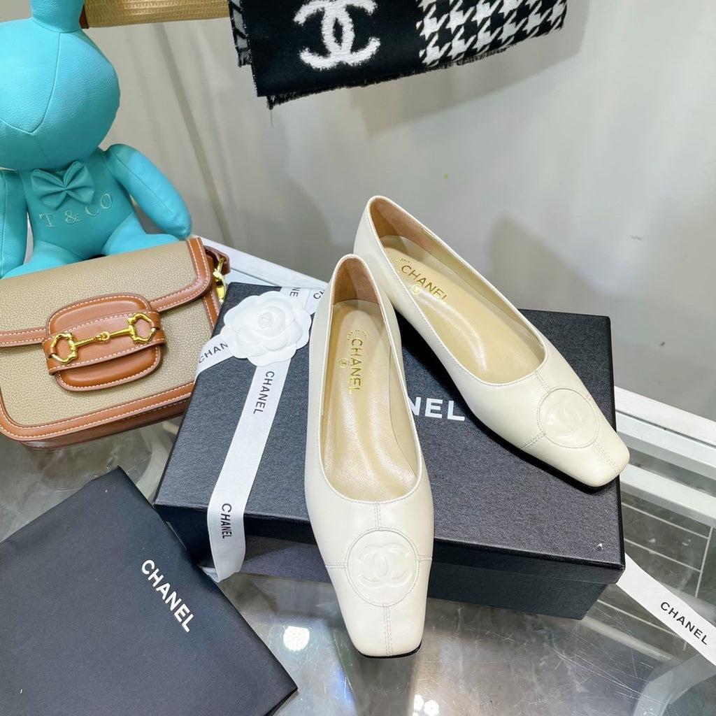 Chanel Flats Cream