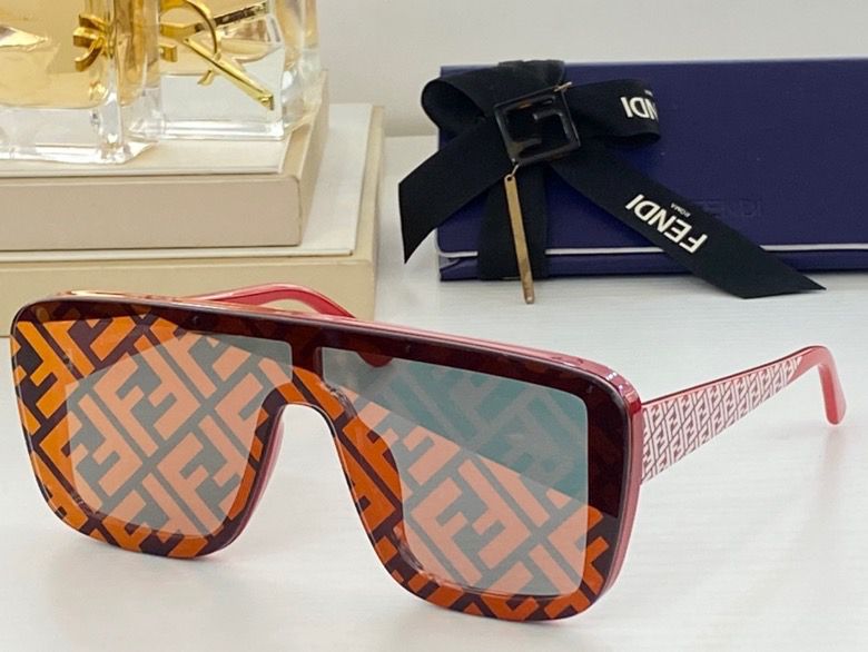 Fendi Disco Fashion Sunglasses
