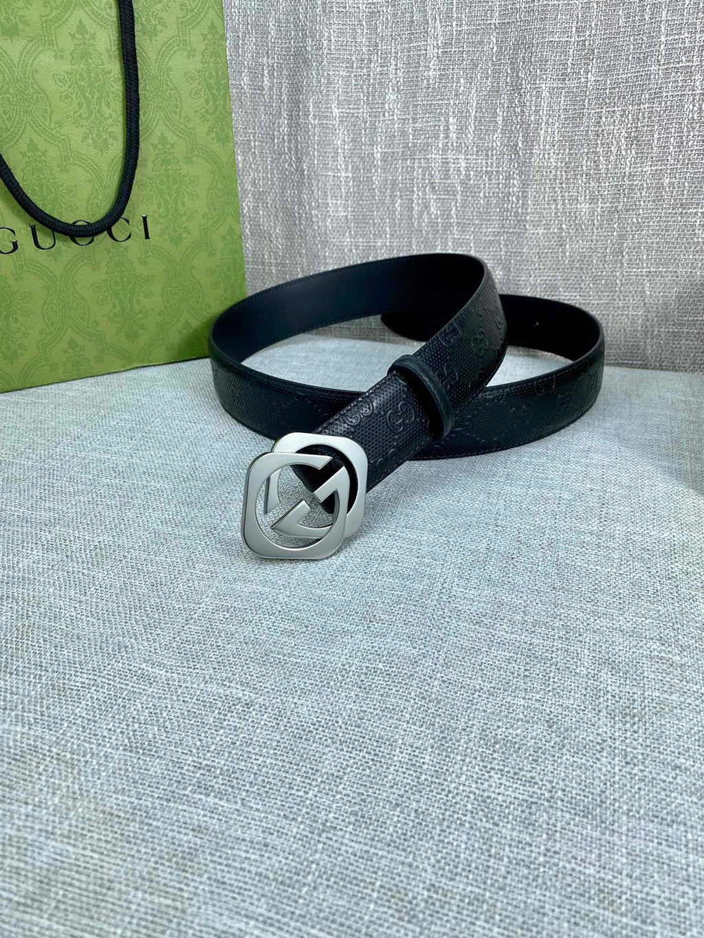 Gucci Marmont Reversible Belt
