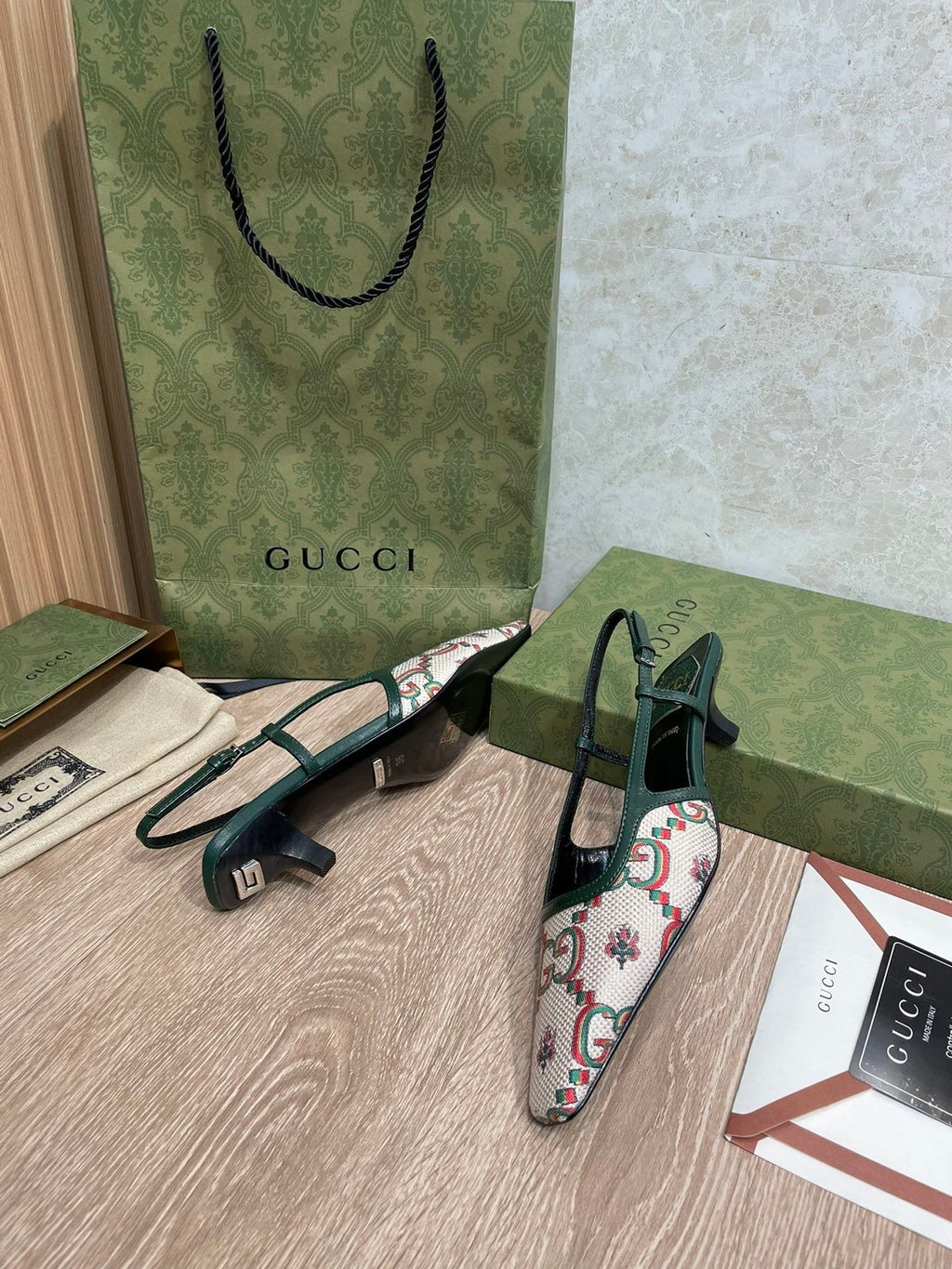 Gucci Slingback Pumps Beige