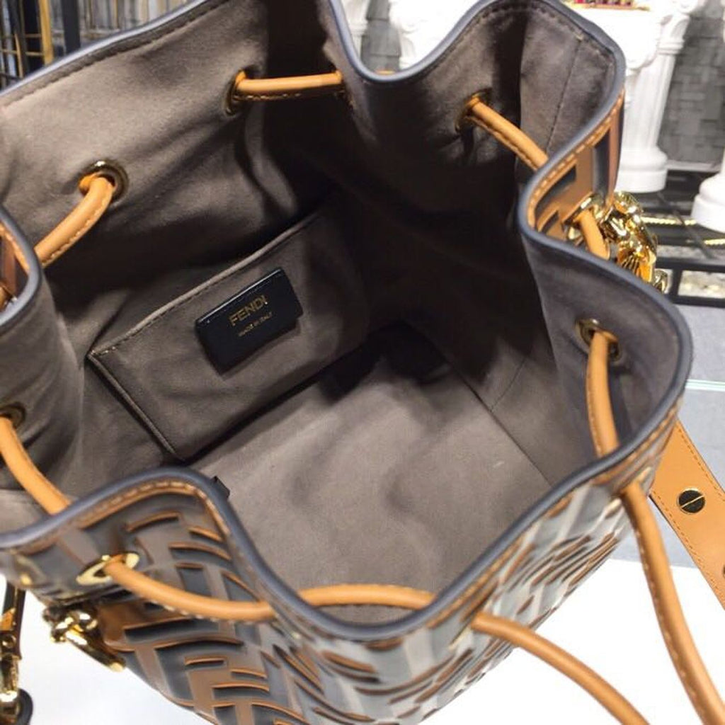 Fendi FF Logo Mon Tresor Bucket Bag Calfskin Leather 25cm Fall/Winter Collection, Brown