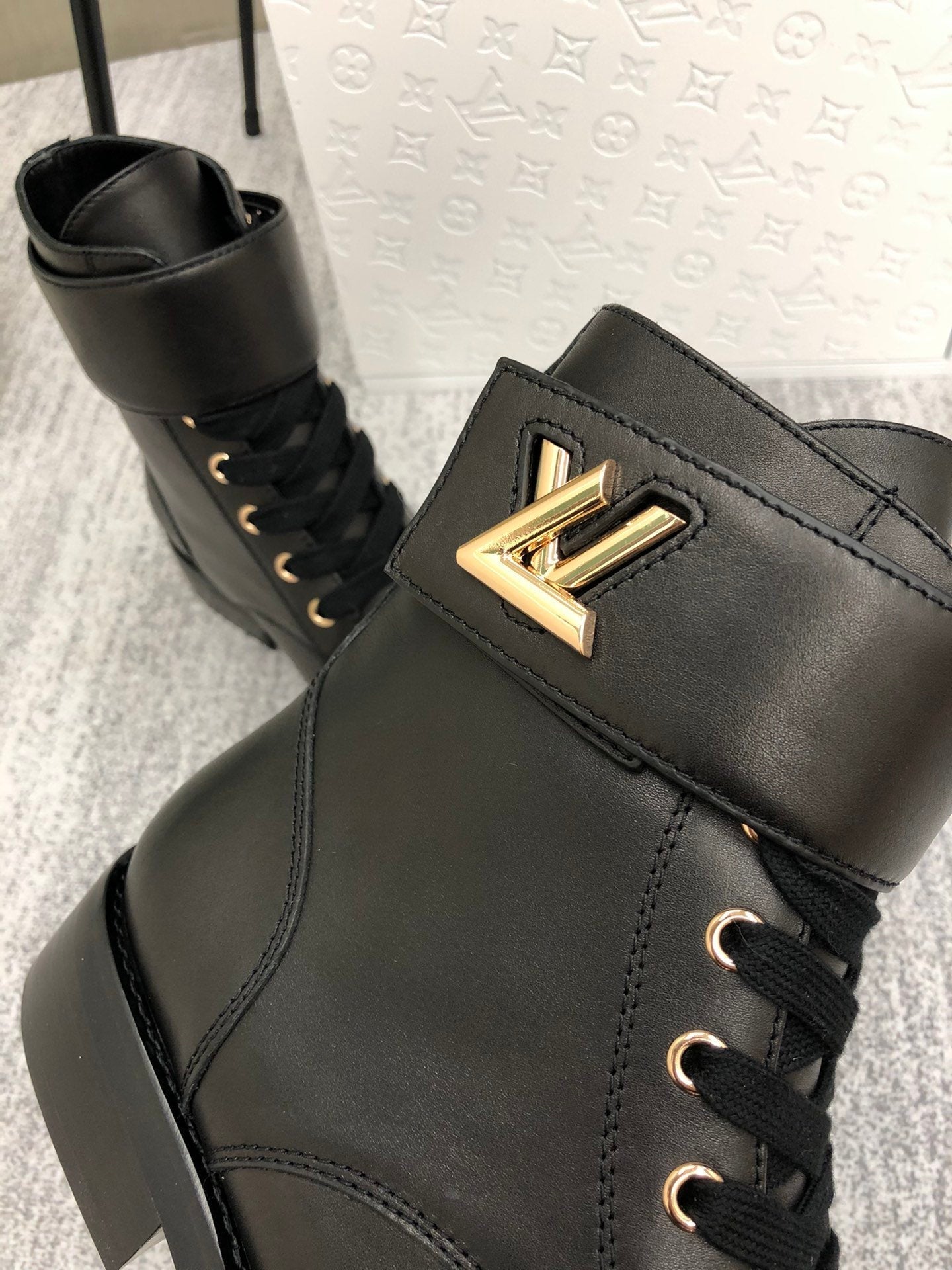 Louis Vuitton Wonderland Ranger Black