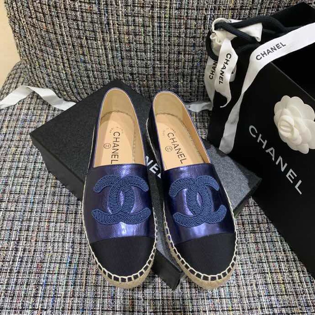 Chanel CC Logo Espadrilles Lambskin Leather Spring/Summer Act 1 Collection Metallic Blue