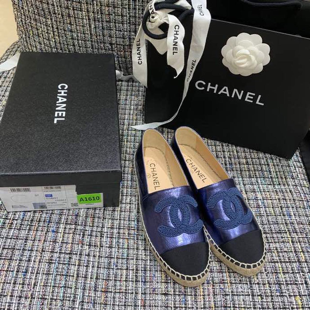 Chanel CC Logo Espadrilles Lambskin Leather Spring/Summer Act 1 Collection Metallic Blue