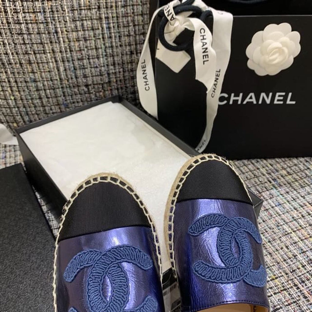Chanel CC Logo Espadrilles Lambskin Leather Spring/Summer Act 1 Collection Metallic Blue