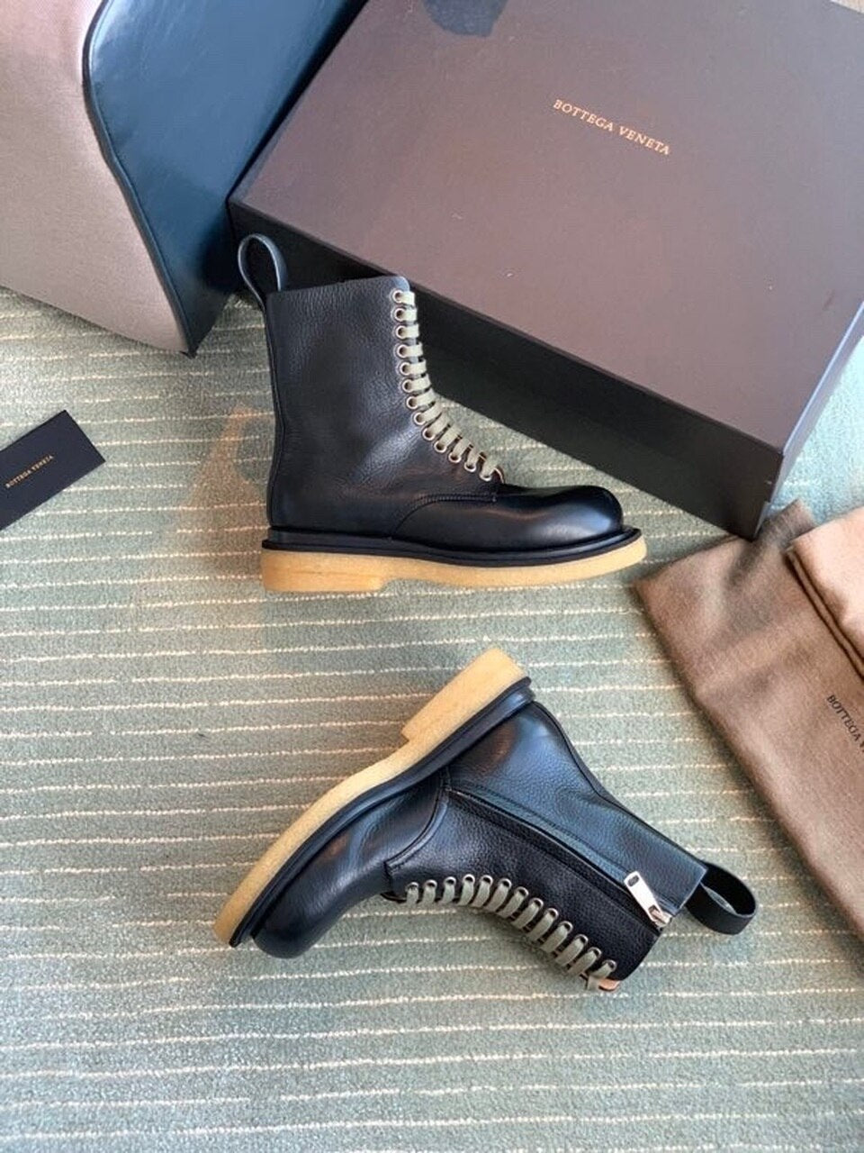 Bottega Veneta Lace Up Booties Calfskin Leather Fall/Winter 2020 Collection, Black
