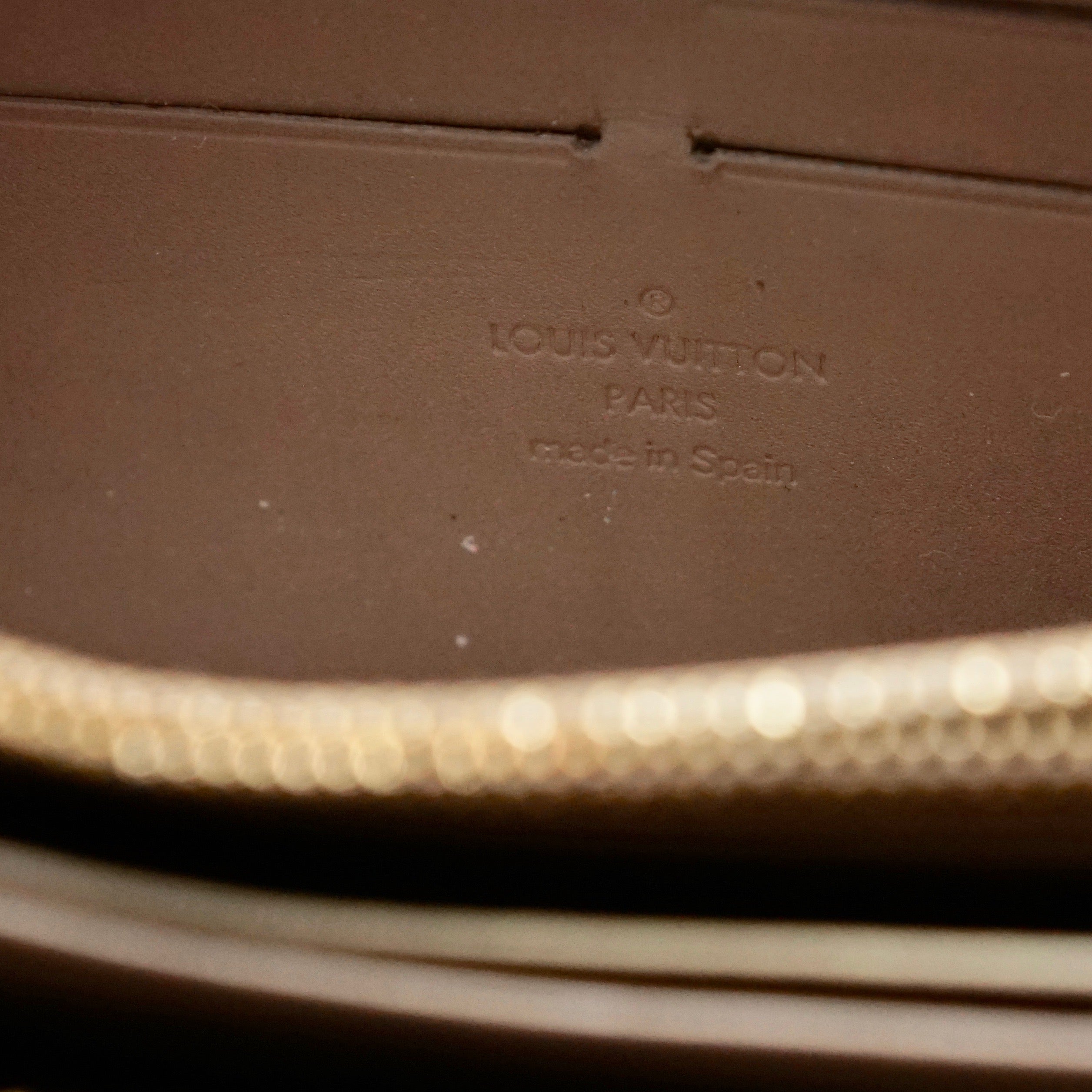 Louis Vuitton Porte Zippy Wallet