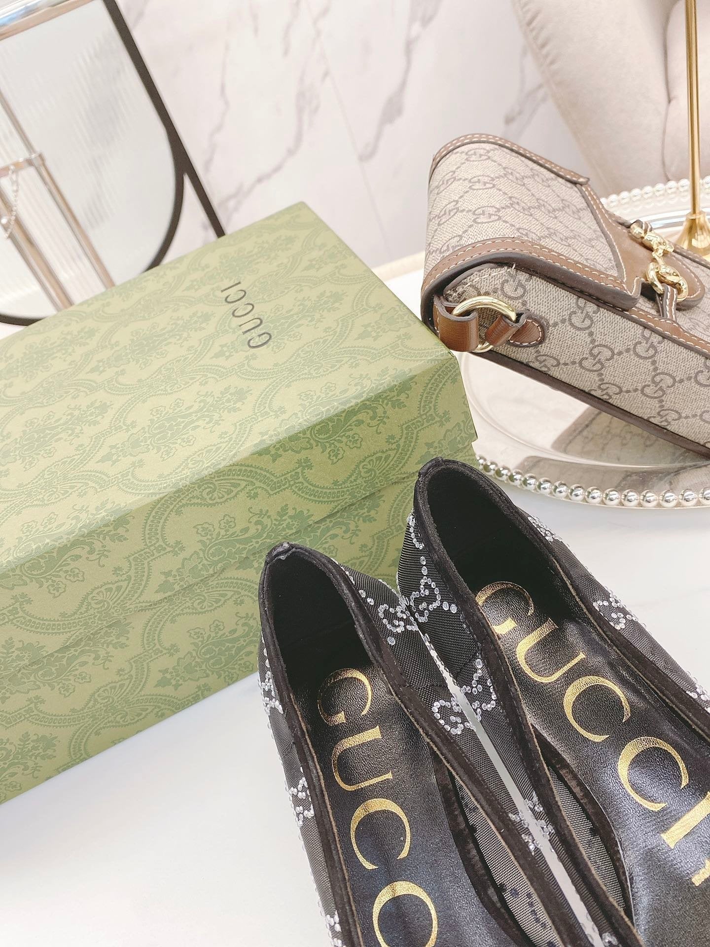 Gucci Pumps Black