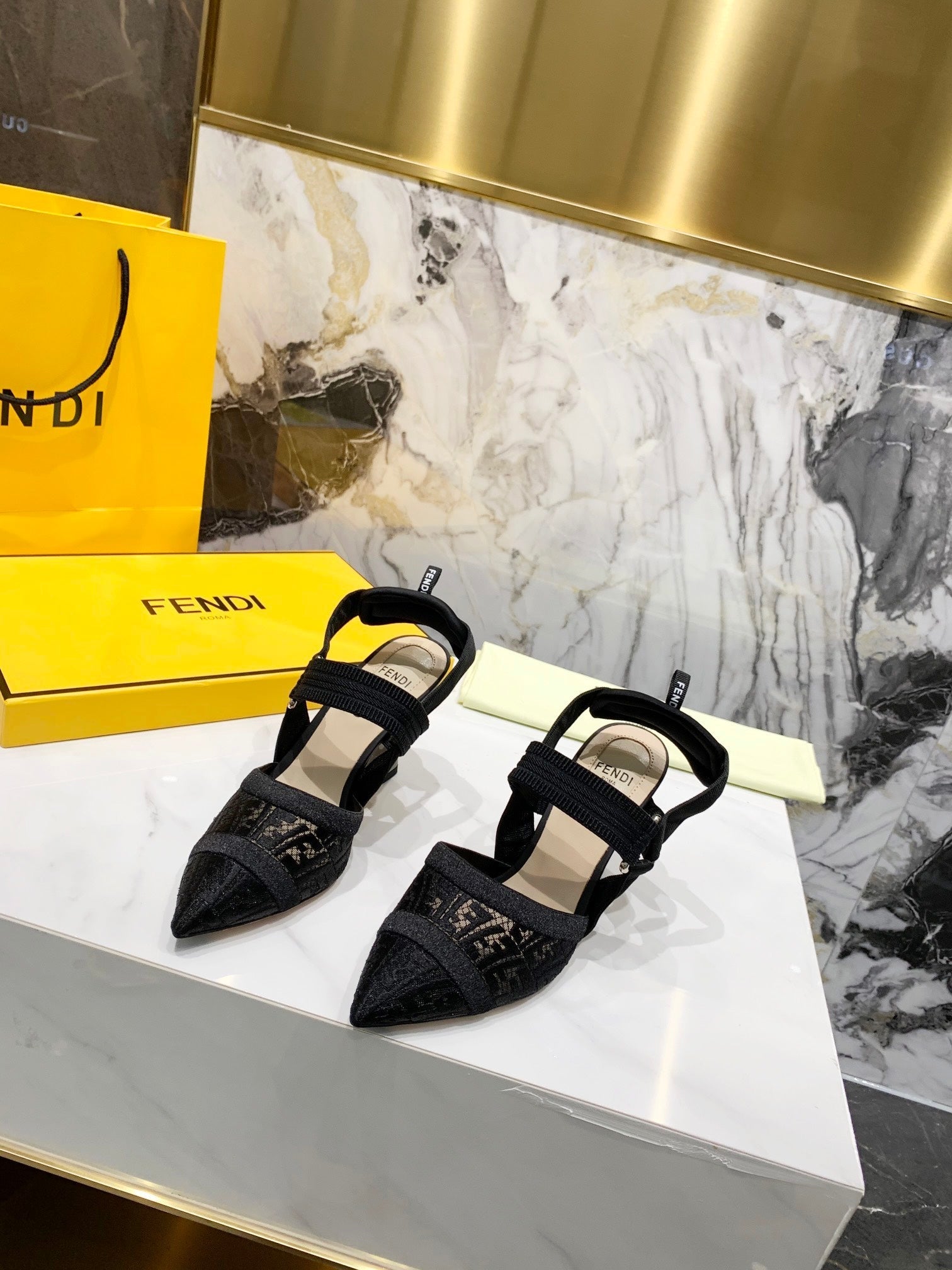 Fendi Colibrì