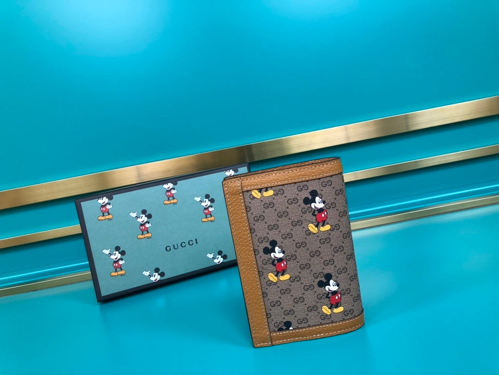 Gucci Disney Mickey Beige Wallet 15cm