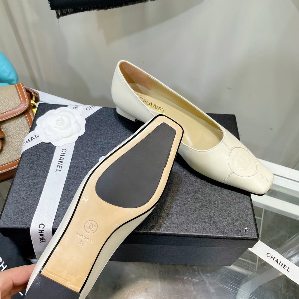 Chanel Flats Cream