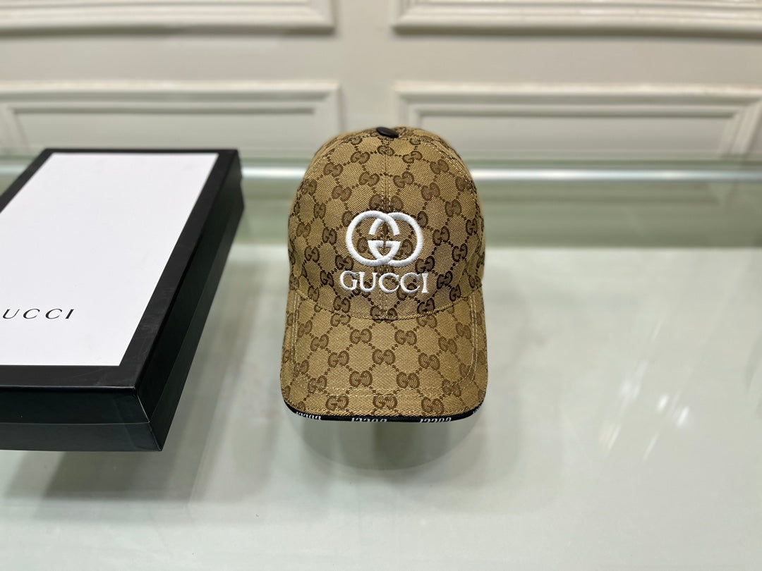 Gucci Canvas Baseball Cap with Web Brown