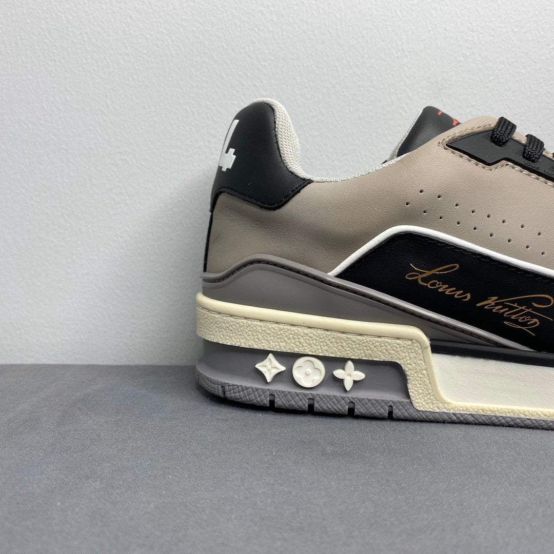 Louis Vuitton Trainer Sneaker