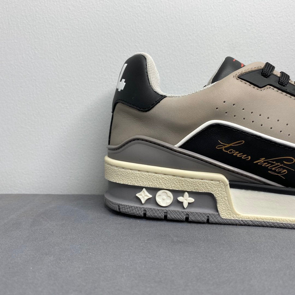 Louis Vuitton Trainer Sneaker