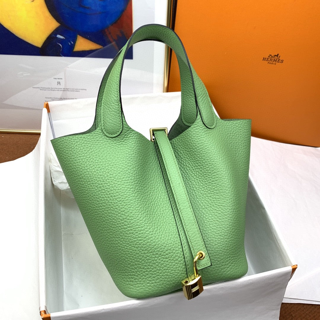 Hermes Picotin Lock 18cm
