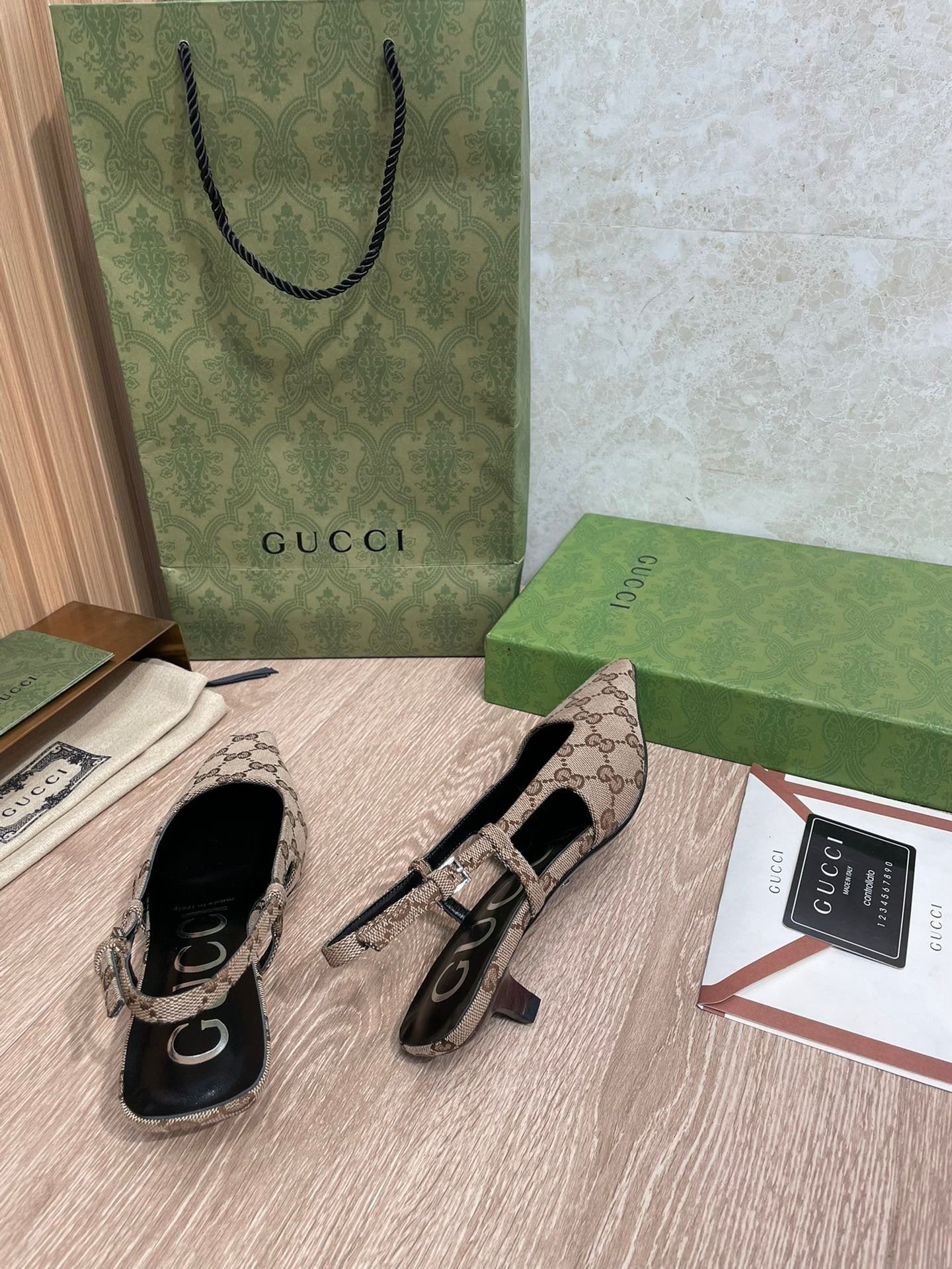 Gucci Slingback Pumps Brown