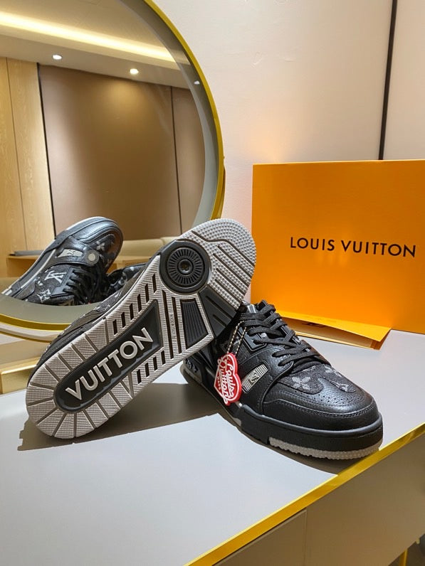 Louis Vuitton Trainer Sneaker