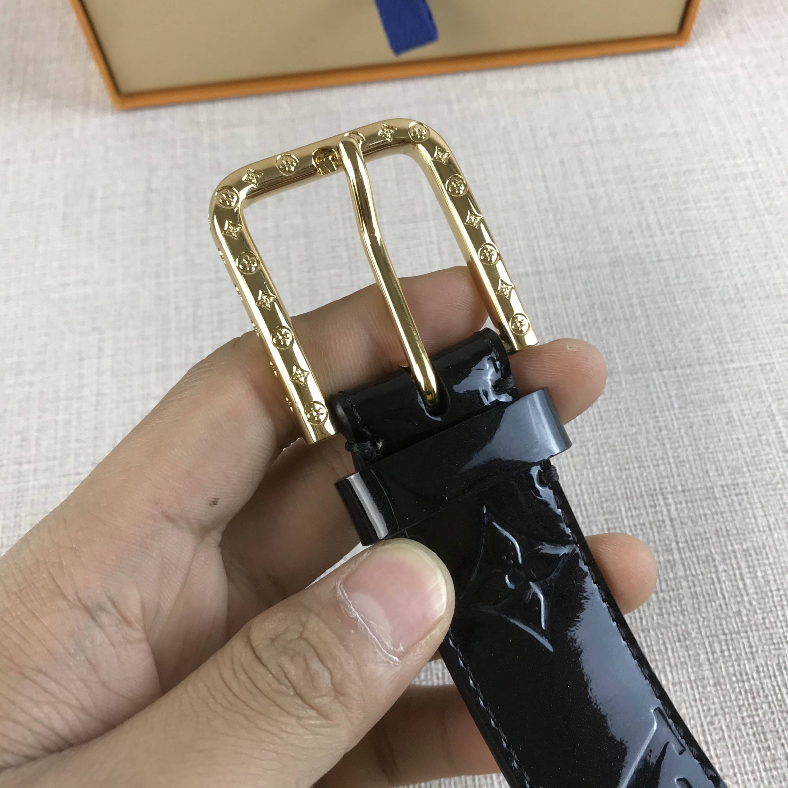 Louis Vuitton Square Iconic Belt Black