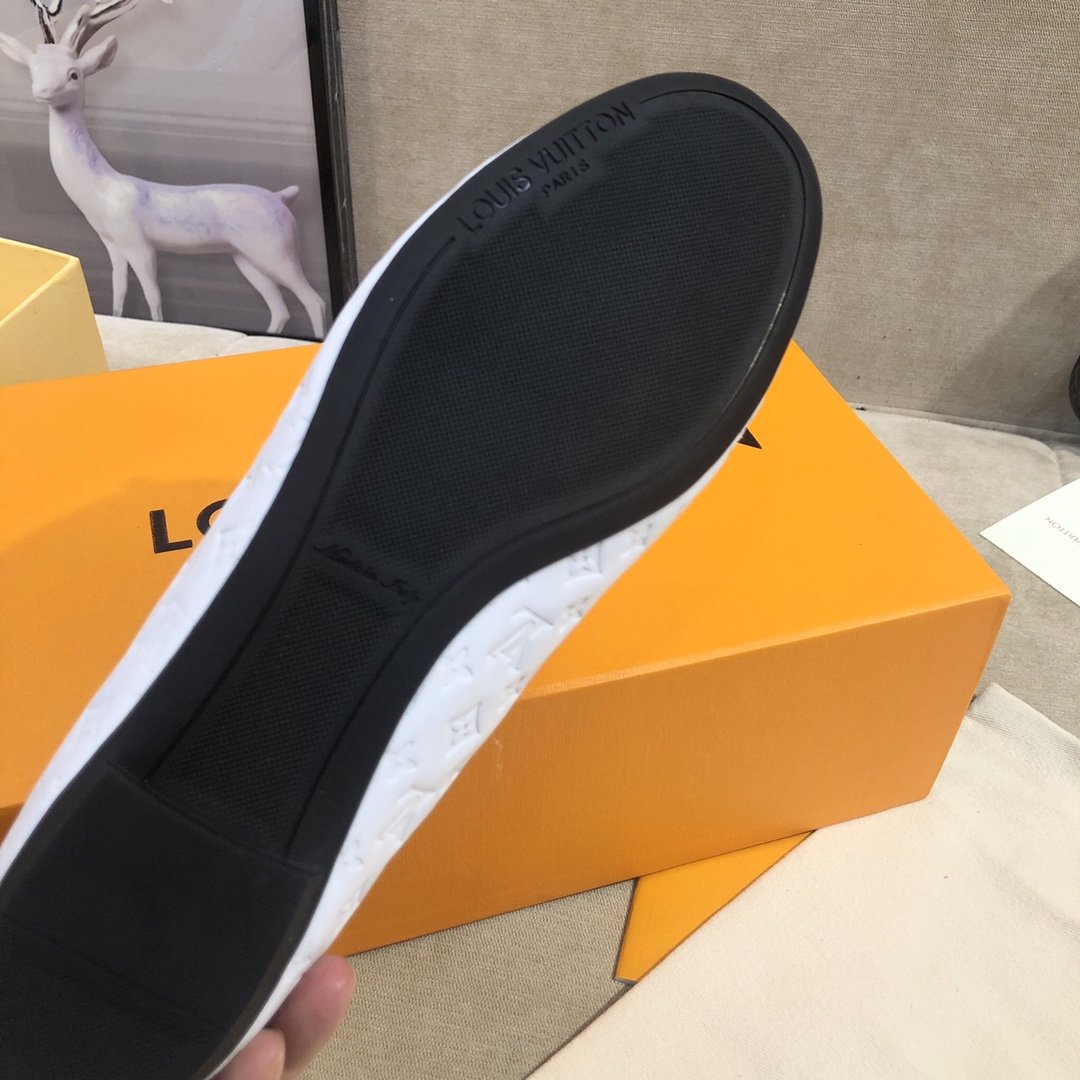 Louis Vuitton Gloria Flat Loafer White