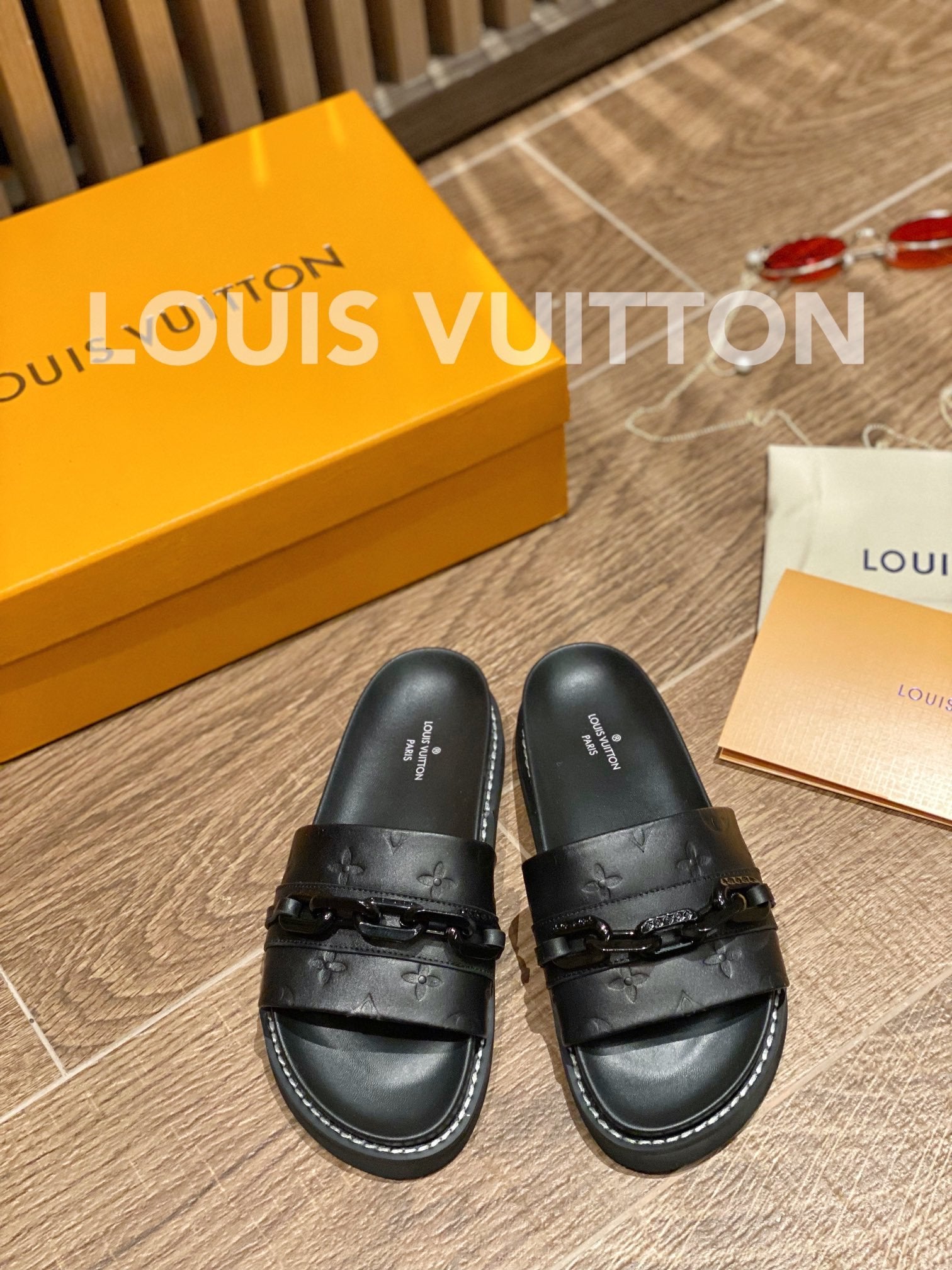 Louis Vuitton Unset Flat Comfort Mule Black