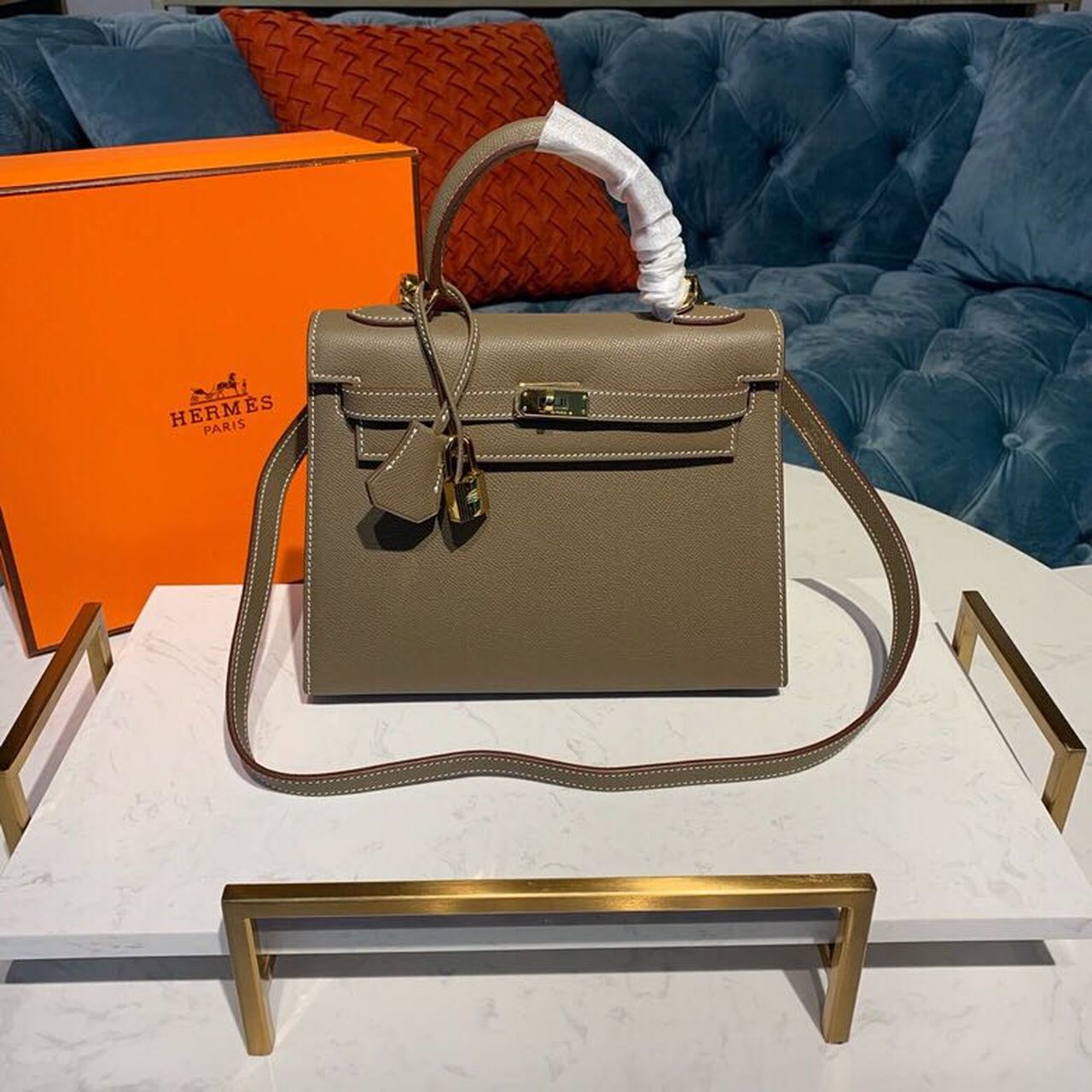 Hermes Kelly 25cm Epsom Bag Semi-Handstitched Gold Hardware, Etoupe