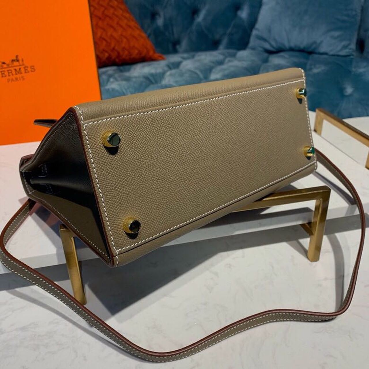 Hermes Kelly 25cm Epsom Bag Semi-Handstitched Gold Hardware, Etoupe