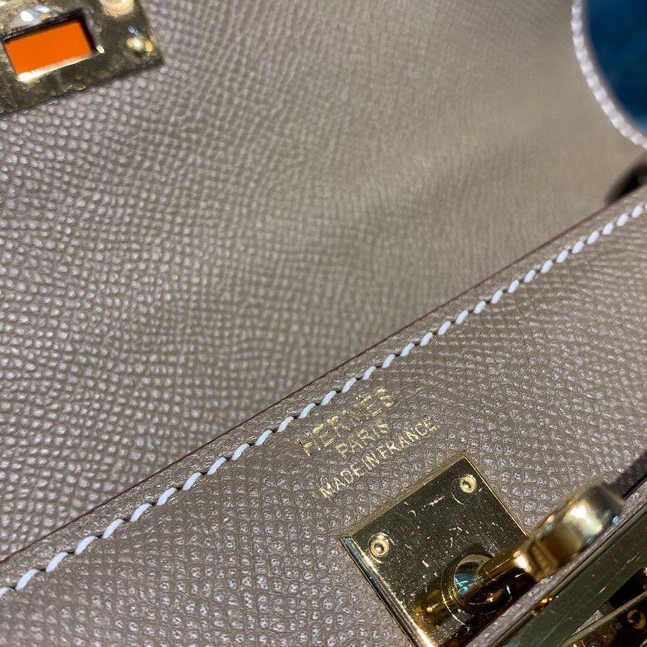 Hermes Kelly 25cm Epsom Bag Semi-Handstitched Gold Hardware, Etoupe
